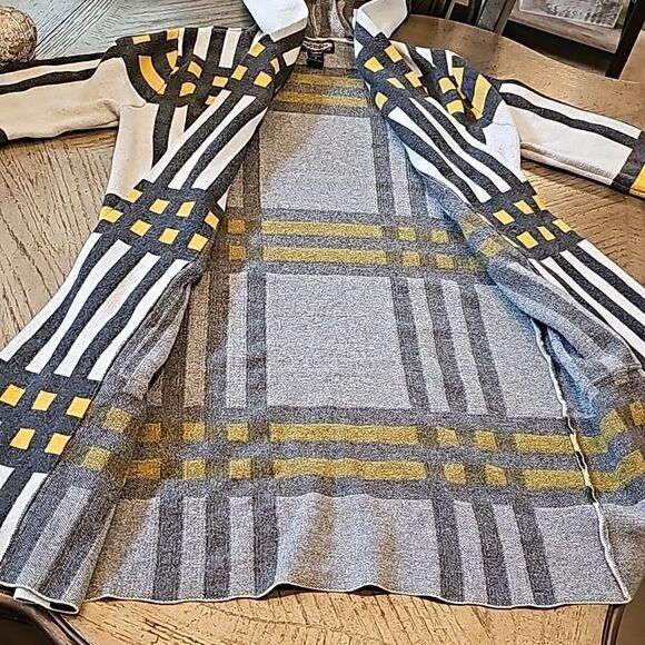 Cute plaid Hooded jacket size S - Picture 3 of 11